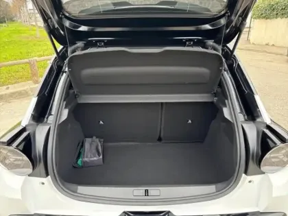 Photo 5 Lancia Ypsilon  1.2 Ibrida 100ch LX eDCT6