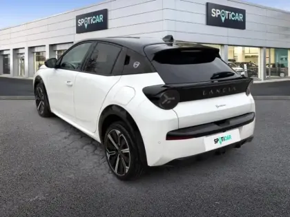 Photo 6 Lancia Ypsilon  1.2 Ibrida 100ch LX eDCT6