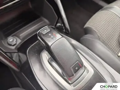 Photo 55 Peugeot 2008  PureTech 130 S&S EAT8