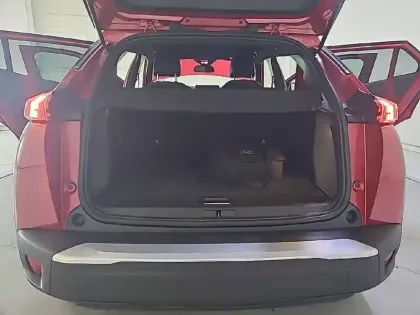 Photo 73 Peugeot 2008  Electrique 136 ch