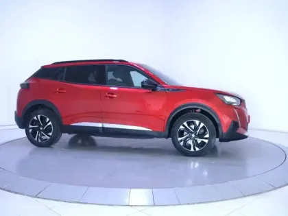 Photo 37 Peugeot 2008  Electrique 136 ch