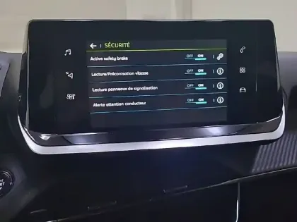 Photo 21 Peugeot 2008 Gén. II Ph1 NG Allure Pack 5