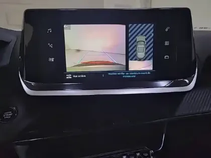 Photo 53 Peugeot 2008  Electrique 136 ch