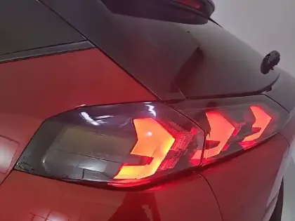 Photo 50 Peugeot 2008  Electrique 136 ch