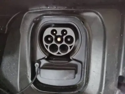 Photo 66 Peugeot 2008  Electrique 136 ch