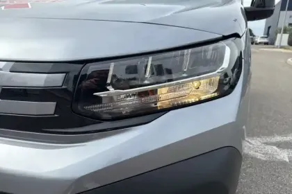 Photo 37 Peugeot Partner Gén. III Ph2 Base 4