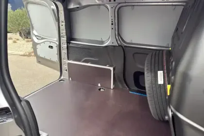 Photo 42 Peugeot Partner Gén. III Ph2 Base 4