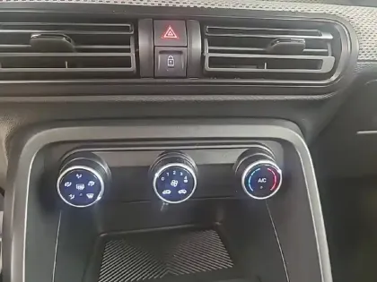 Photo 89 Citroën C3  Turbo 100 ch BVM6