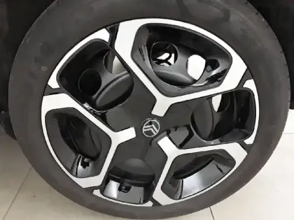 Photo 62 Citroën C3  Turbo 100 ch BVM6