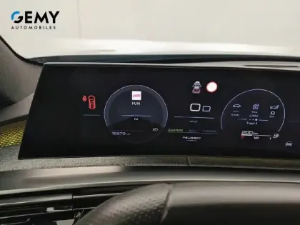 Photo 83 Peugeot 3008  Hybrid 136 e-DCS6