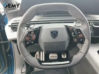 Photo 79 Peugeot 3008  Hybrid 136 e-DCS6