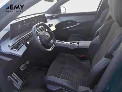 Photo 8 Peugeot 3008  Hybrid 136 e-DCS6