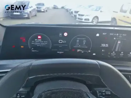 Photo 14 Peugeot 3008  Hybrid 136 e-DCS6