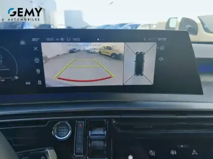 Photo 12 Peugeot 3008  Hybrid 136 e-DCS6