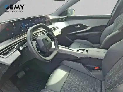 Photo 8 Peugeot 3008  Hybrid 136 e-DCS6