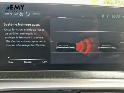 Photo 27 Peugeot 3008  Hybrid 136 e-DCS6