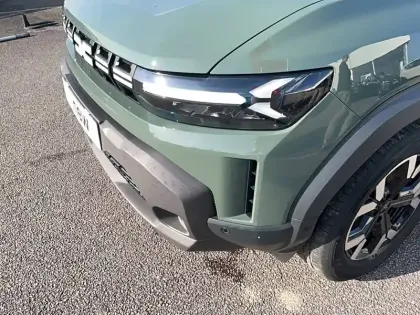 Photo 23 Dacia Duster  Hybrid 140