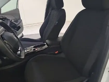 Photo 10 Peugeot 2008 Gén. II Ph1 NG Style 5