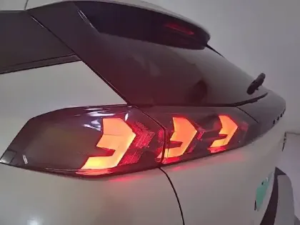 Photo 16 Peugeot 2008 Gén. II Ph1 NG Style 5