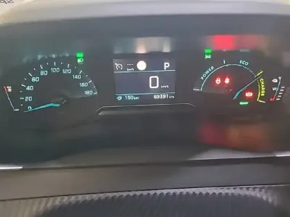 Photo 9 Peugeot 2008 Gén. II Ph1 NG Style 5