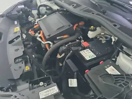 Photo 14 Peugeot 2008 Gén. II Ph1 NG Style 5