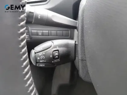 Photo 30 Peugeot 308  SW PureTech 110ch S&S BVM6