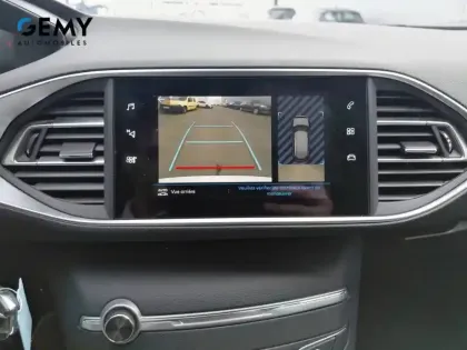 Photo 11 Peugeot 308  SW PureTech 110ch S&S BVM6