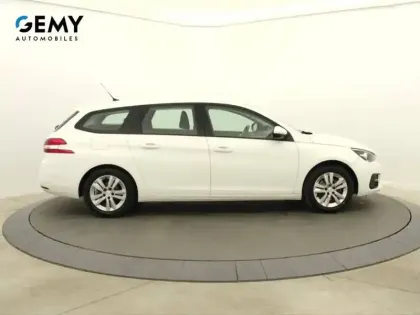 Photo 51 Peugeot 308  SW PureTech 110ch S&S BVM6