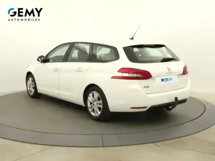 Photo 54 Peugeot 308  SW PureTech 110ch S&S BVM6