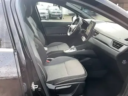 Photo 13 Renault Symbioz  E-Tech full hybrid 145