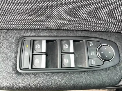 Photo 10 Renault Symbioz  E-Tech full hybrid 145