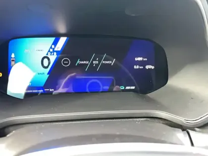 Photo 16 Renault Symbioz  E-Tech full hybrid 145