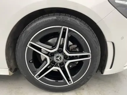 Photo 58 Mercedes Classe B  200 d 8G-DCT