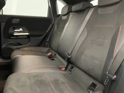 Photo 55 Mercedes Classe B  200 d 8G-DCT