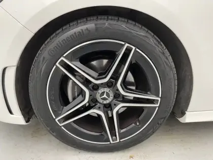 Photo 57 Mercedes Classe B  200 d 8G-DCT