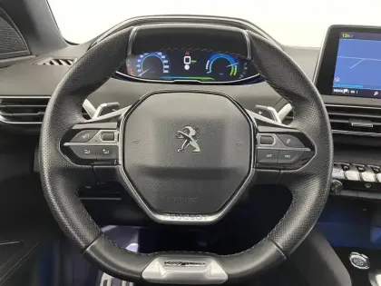 Photo 90 Peugeot 3008  Hybrid 225 e-EAT8