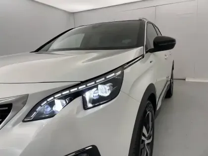 Photo 66 Peugeot 3008  Hybrid 225 e-EAT8