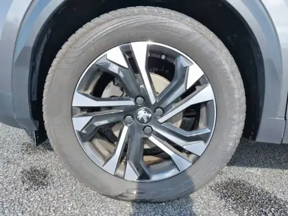 Photo 12 Peugeot 2008  BlueHDi 110 S&S BVM6