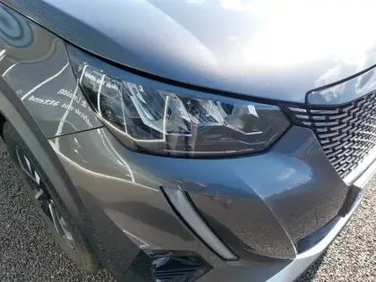 Photo 15 Peugeot 2008  BlueHDi 110 S&S BVM6