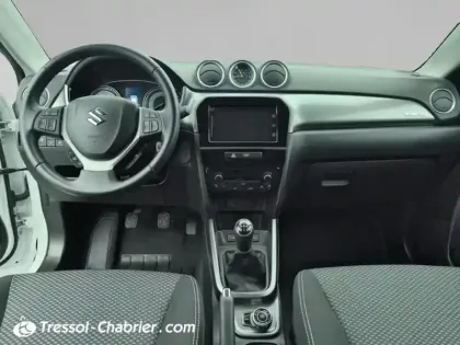 Photo 5 Suzuki Vitara  1.0 Boosterjet Allgrip Privilège