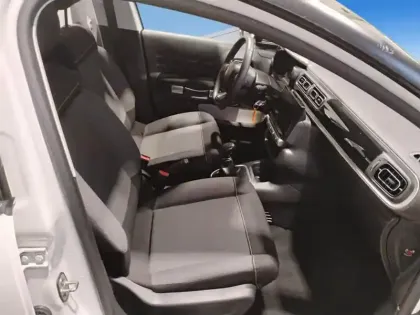 Photo 8 Citroën C3  PureTech 83 S&S BVM5 Shine