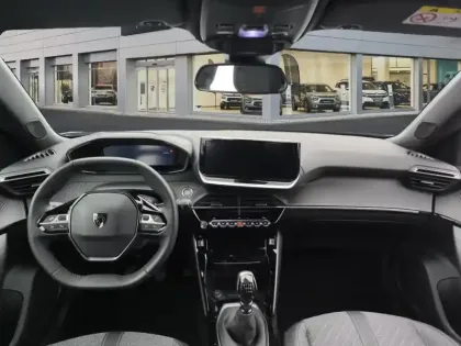 Photo 9 Peugeot 2008  PureTech 100 S&S BVM6 Allure