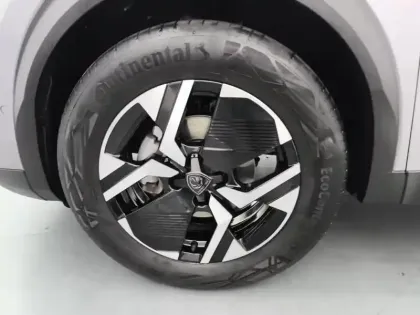 Photo 14 Peugeot 2008  PureTech 100 S&S BVM6 Allure