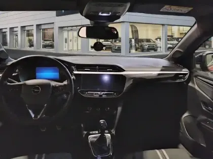 Photo 9 Opel Corsa  1.2 Turbo 100 ch BVM6 GS