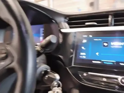 Photo 17 Opel Corsa  1.2 Turbo 100 ch BVM6 GS