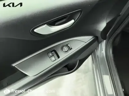 Photo 19 Kia Rio  1.2L 85 Motion