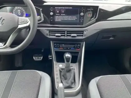 Photo 9 Volkswagen Polo FL 1.0 TSI 95 CH DSG7 STYLE