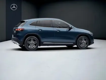 Photo 18 Mercedes GLA 200 Progressive Line