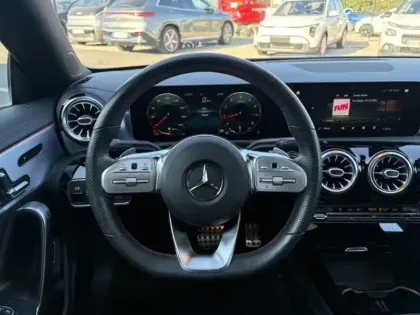 Photo 17 Mercedes CLA  200 Coupé AMG Line