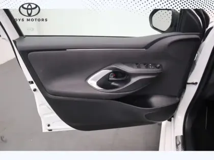 Photo 12 Toyota Yaris Hybride 116h Design